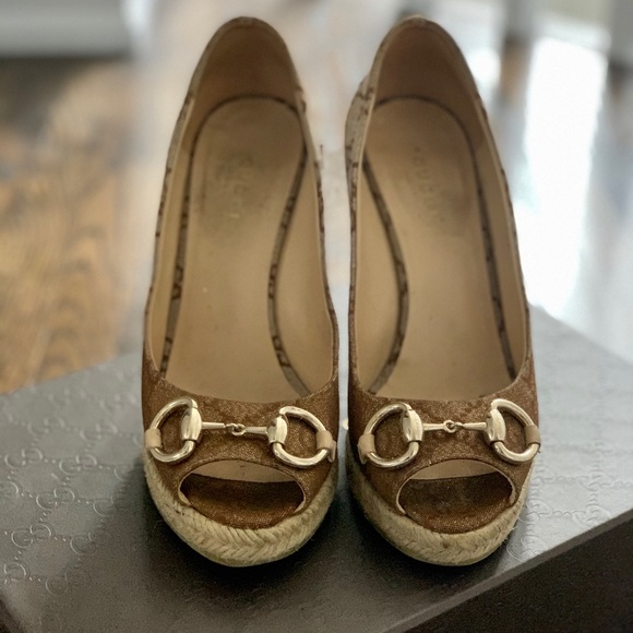 GUCCI Canvas peep toe wedge - Picture 2 of 4